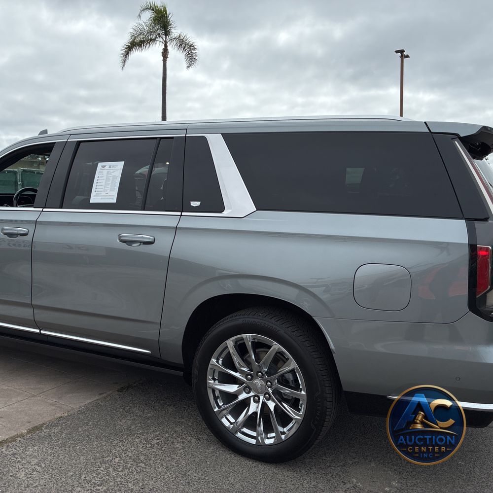 2023 Cadillac Escalade ESV Premium Luxury Platinum