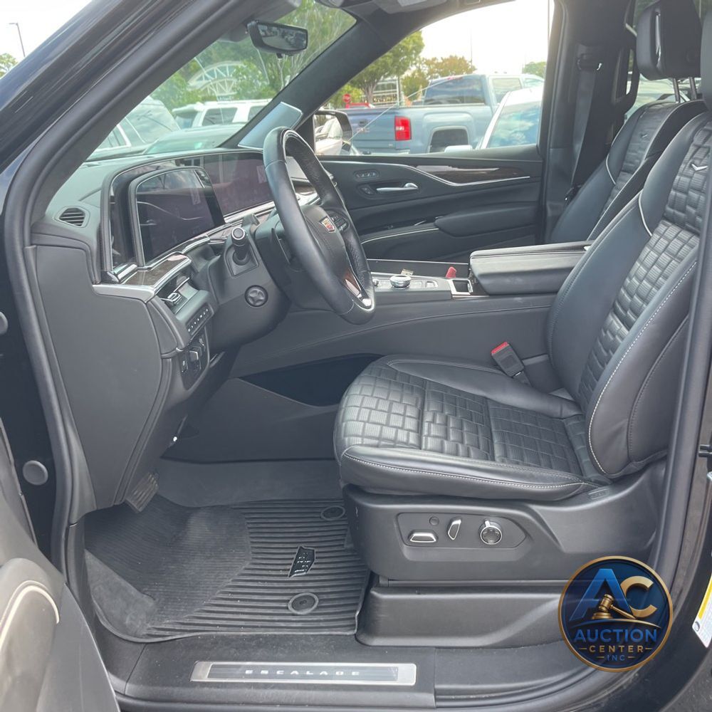 2024 Cadillac Escalade ESV Premium Luxury Platinum