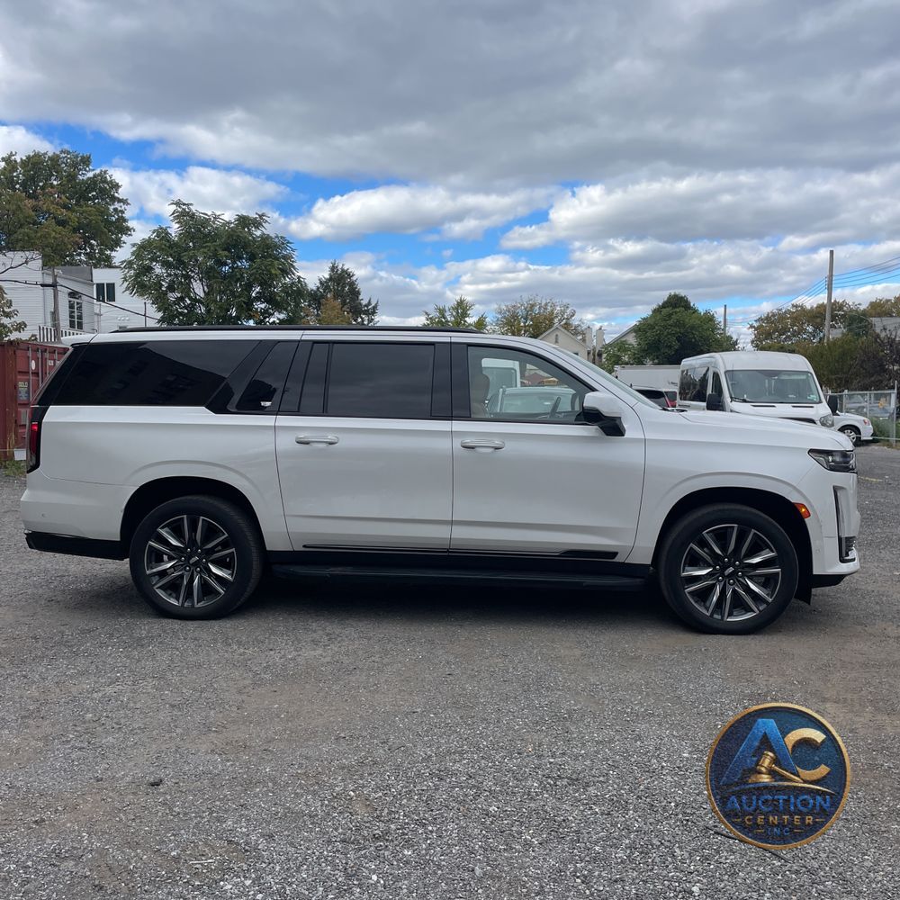 2021 Cadillac Escalade ESV Sport