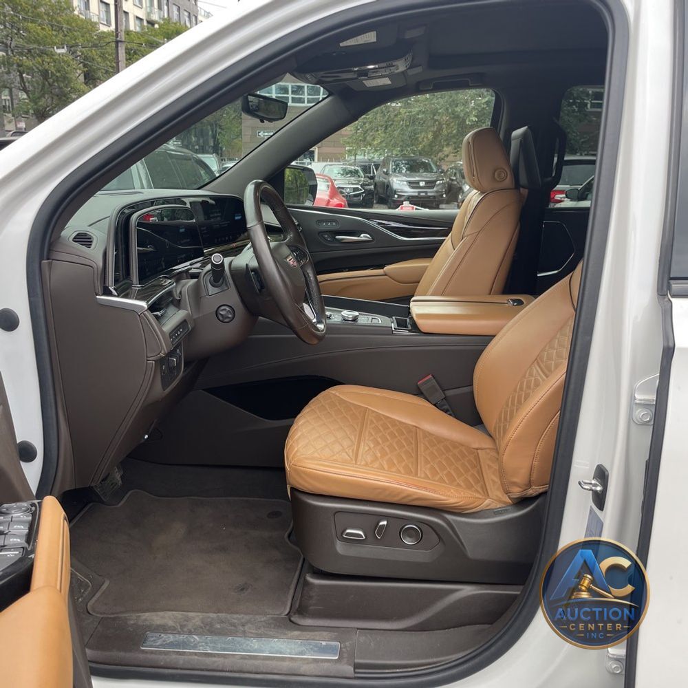 2021 Cadillac Escalade ESV Sport