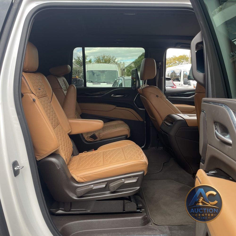 2021 Cadillac Escalade ESV Sport