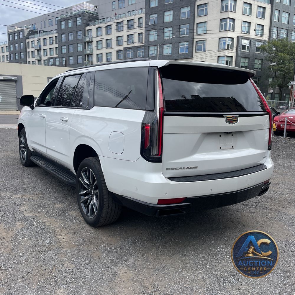 2021 Cadillac Escalade ESV Sport