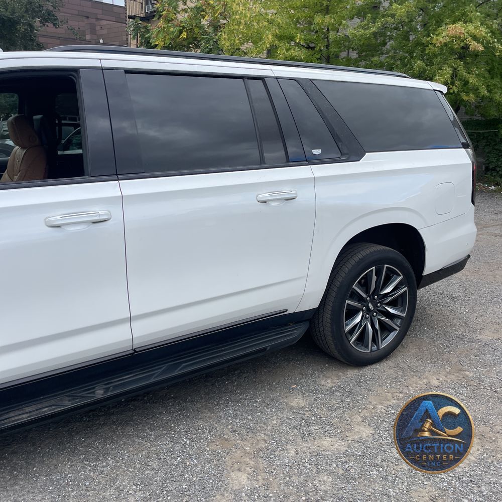 2021 Cadillac Escalade ESV Sport
