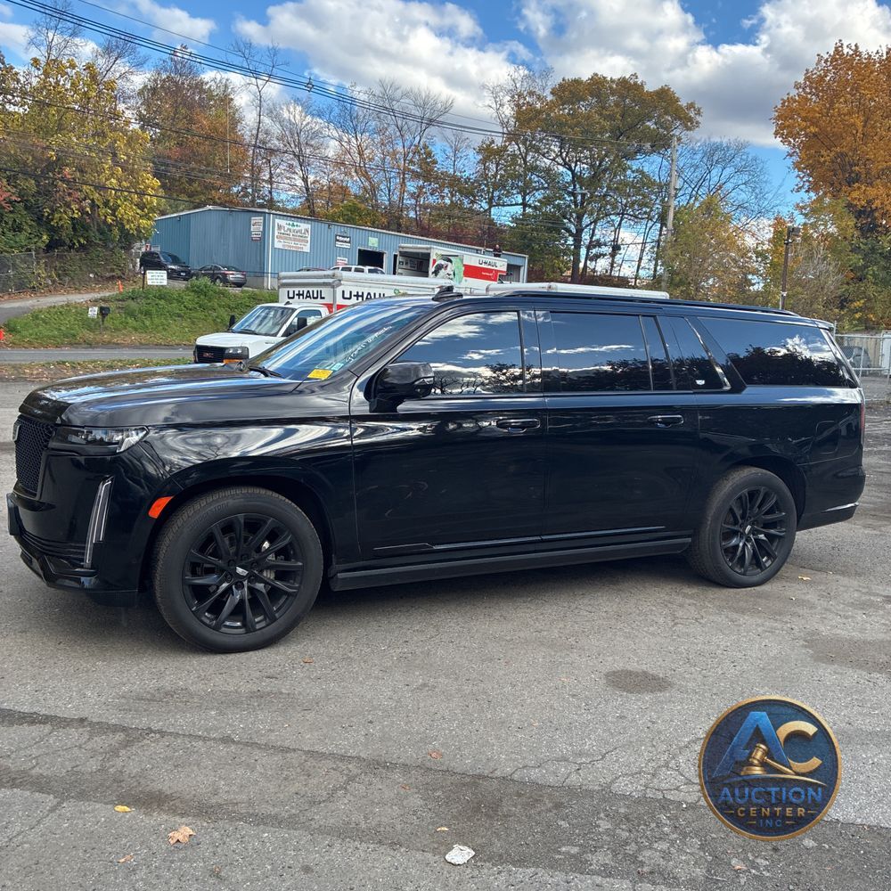 2022 Cadillac Escalade ESV Sport