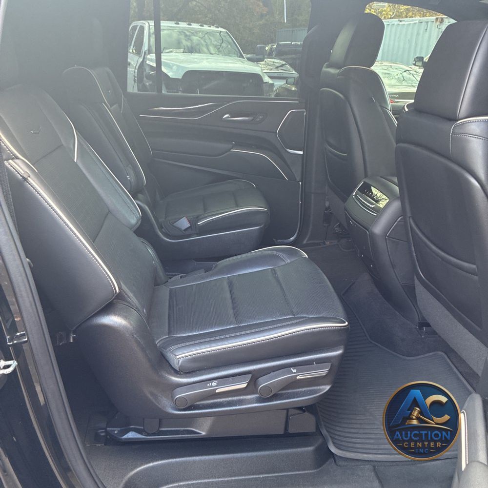 2022 Cadillac Escalade ESV Sport