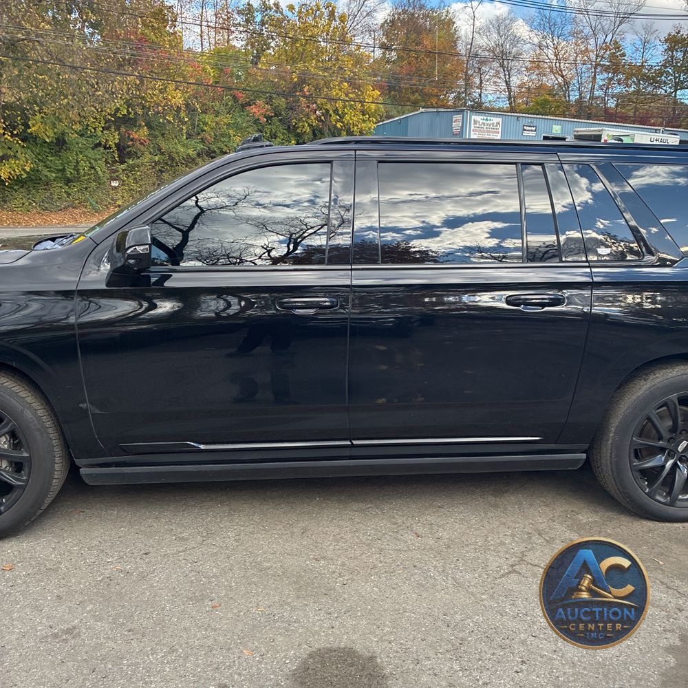 2022 Cadillac Escalade ESV Sport