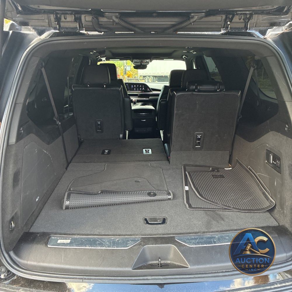 2022 Cadillac Escalade ESV Sport