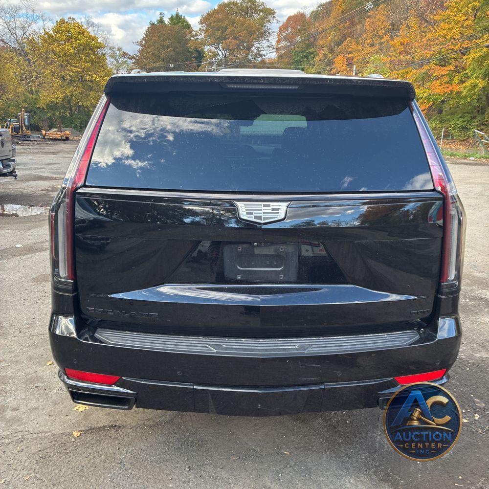 2022 Cadillac Escalade ESV Sport