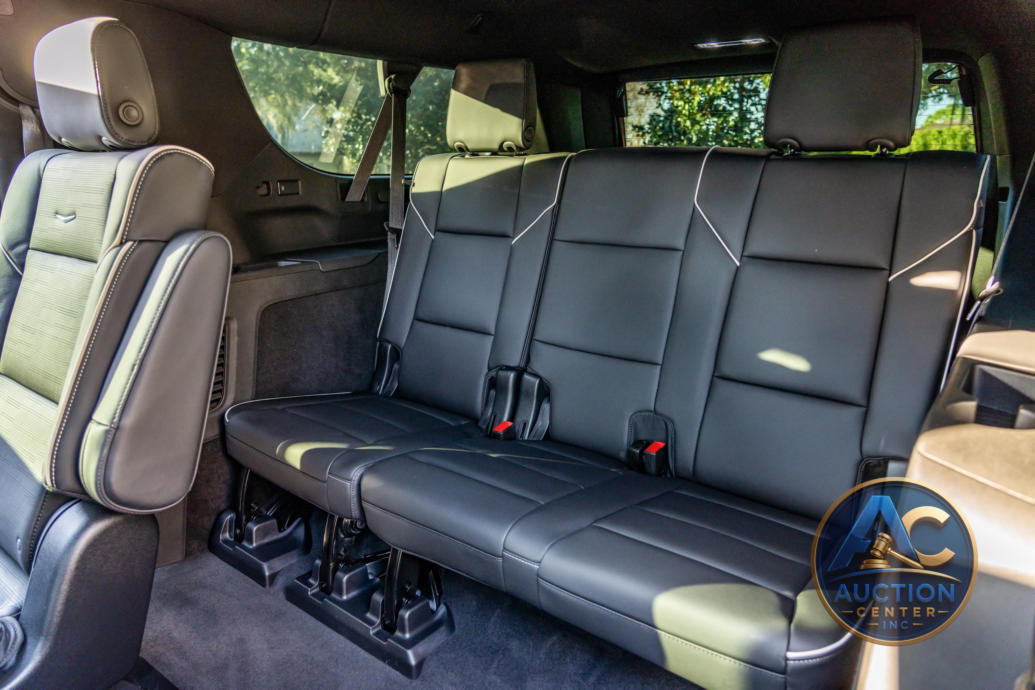 2023 Cadillac Escalade ESV Sport