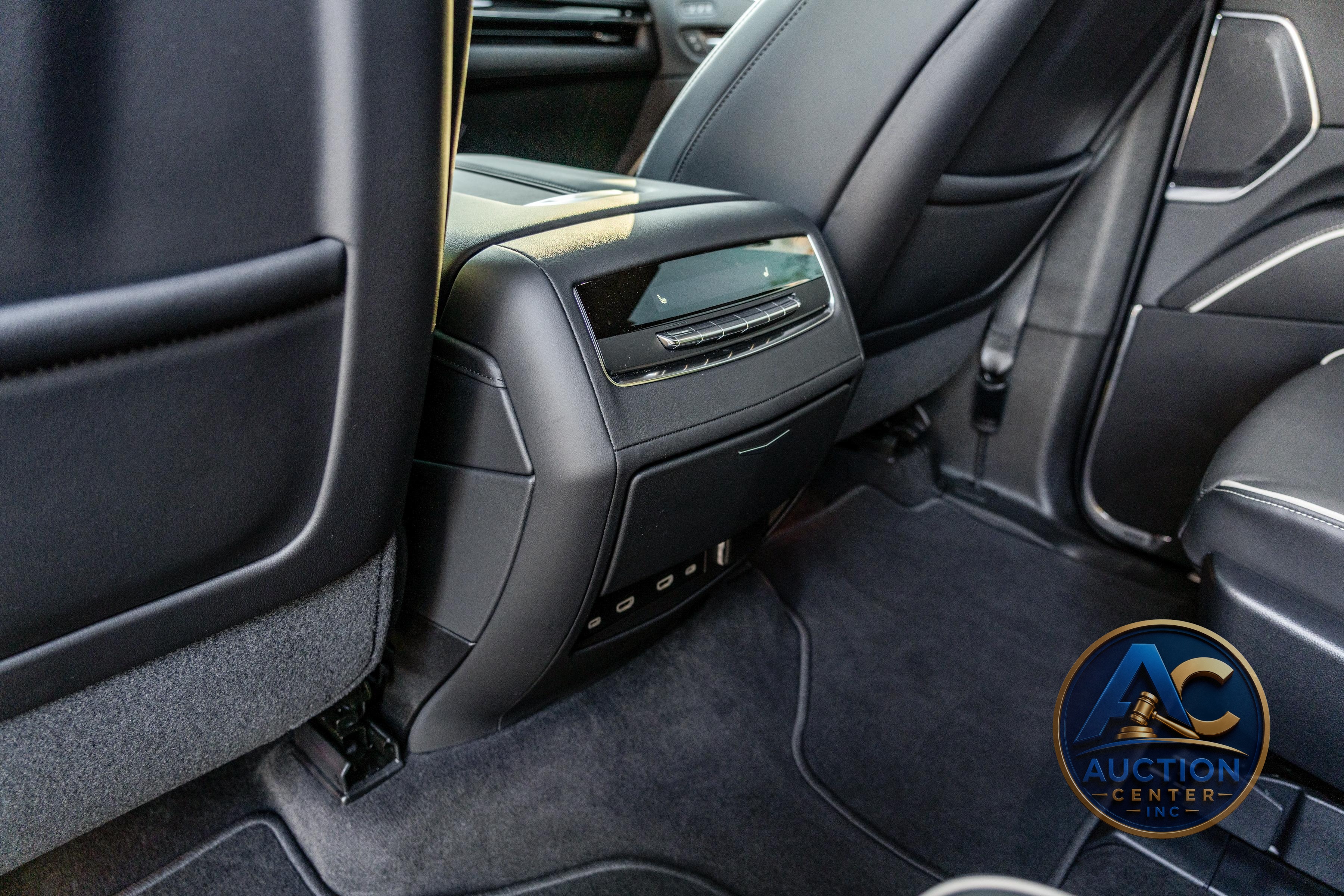 2023 Cadillac Escalade ESV Sport