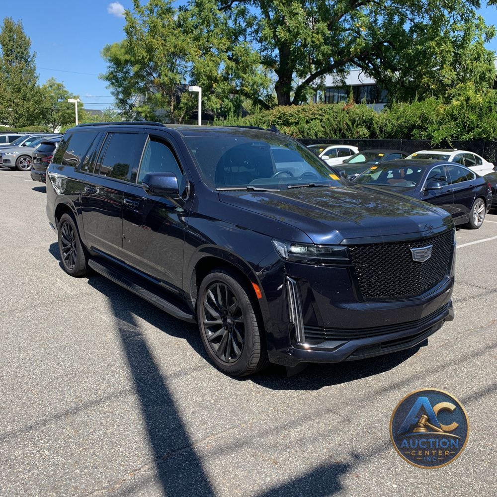 2023 Cadillac Escalade ESV Sport