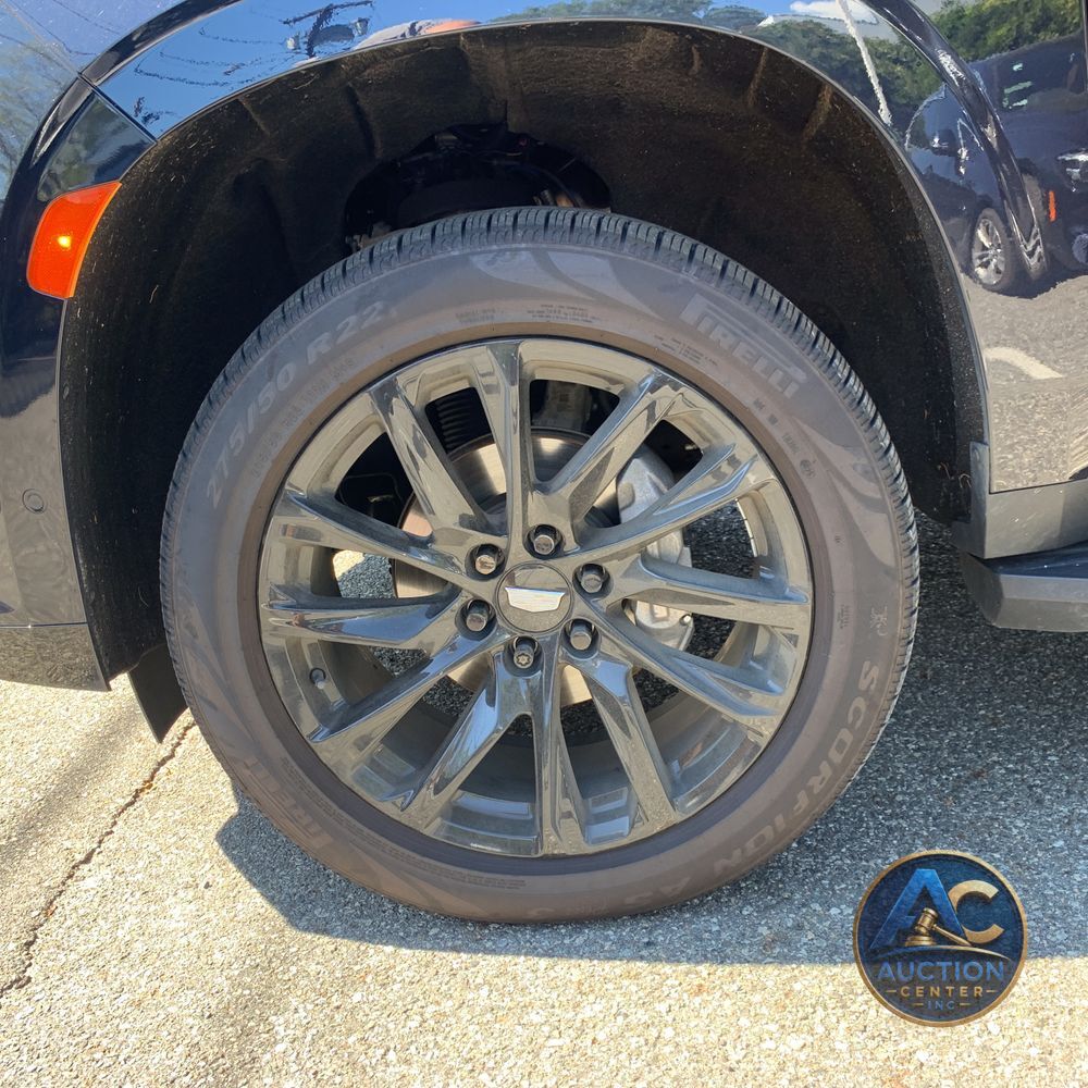 2023 Cadillac Escalade ESV Sport