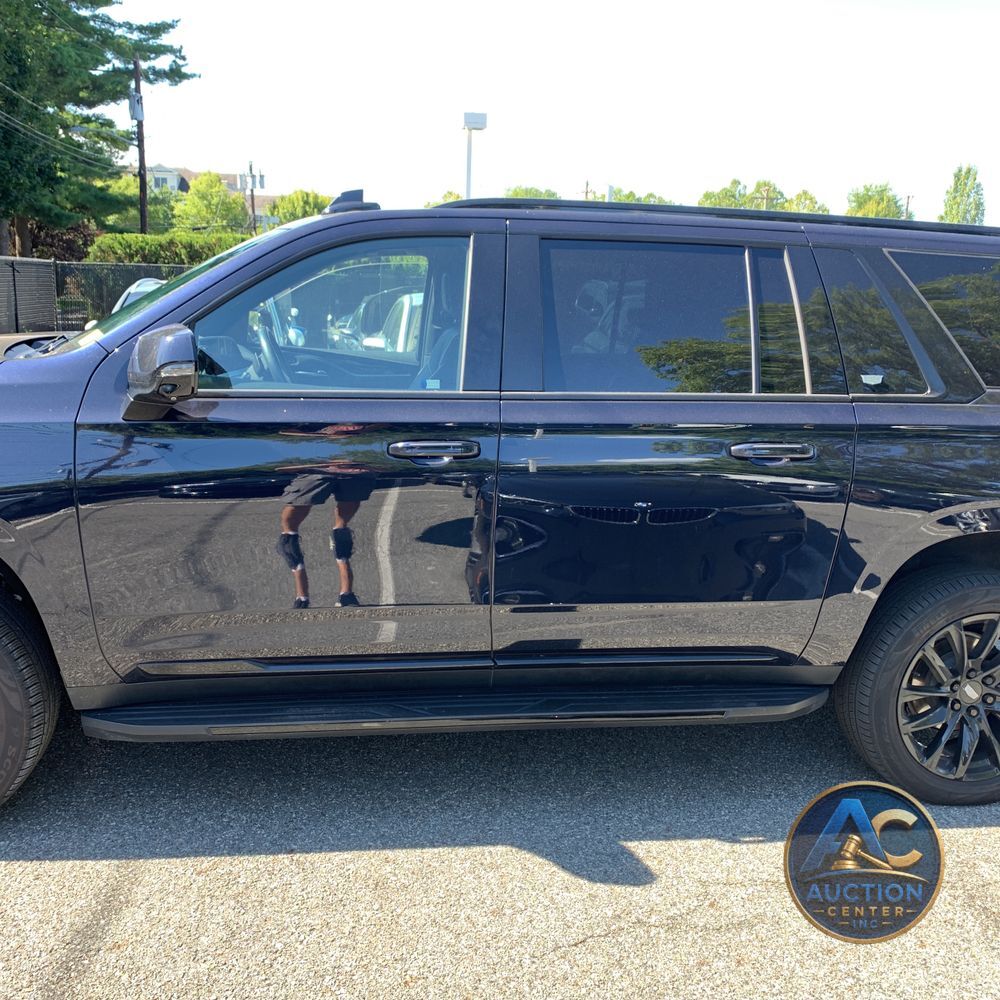 2023 Cadillac Escalade ESV Sport