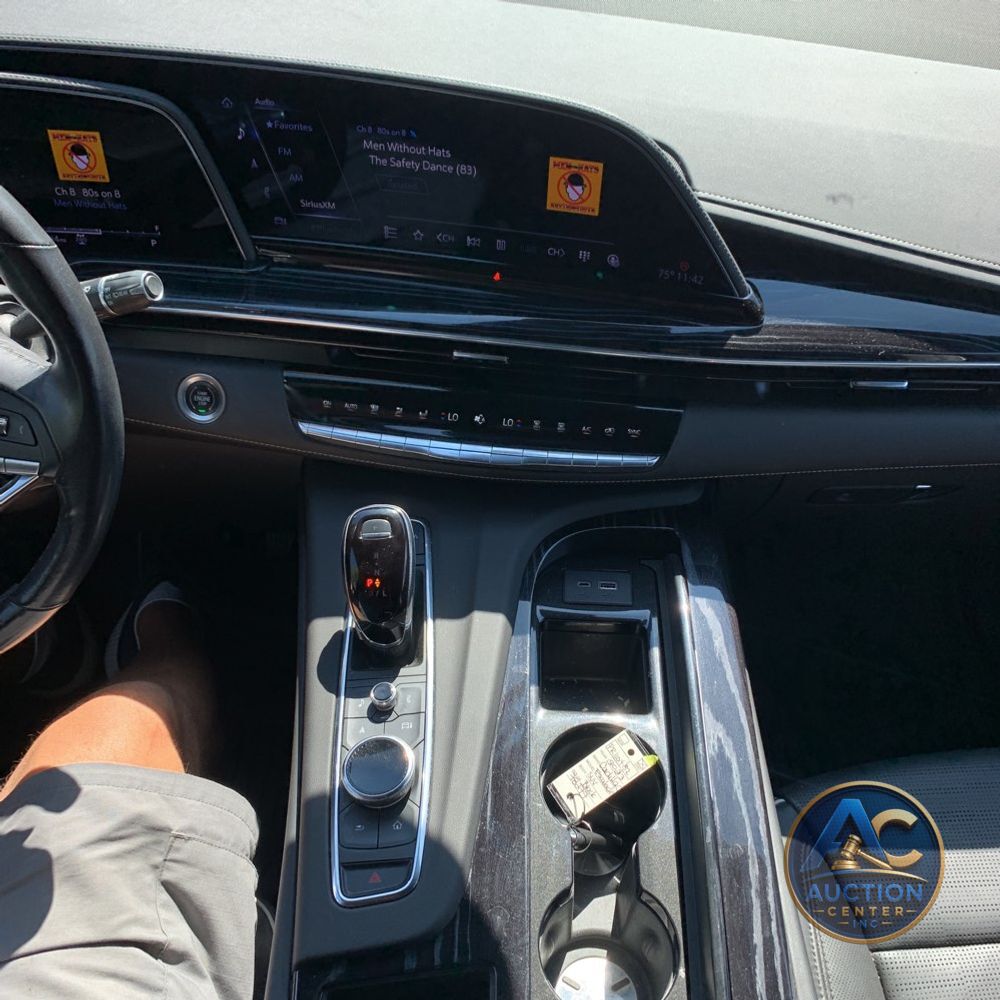 2023 Cadillac Escalade ESV Sport