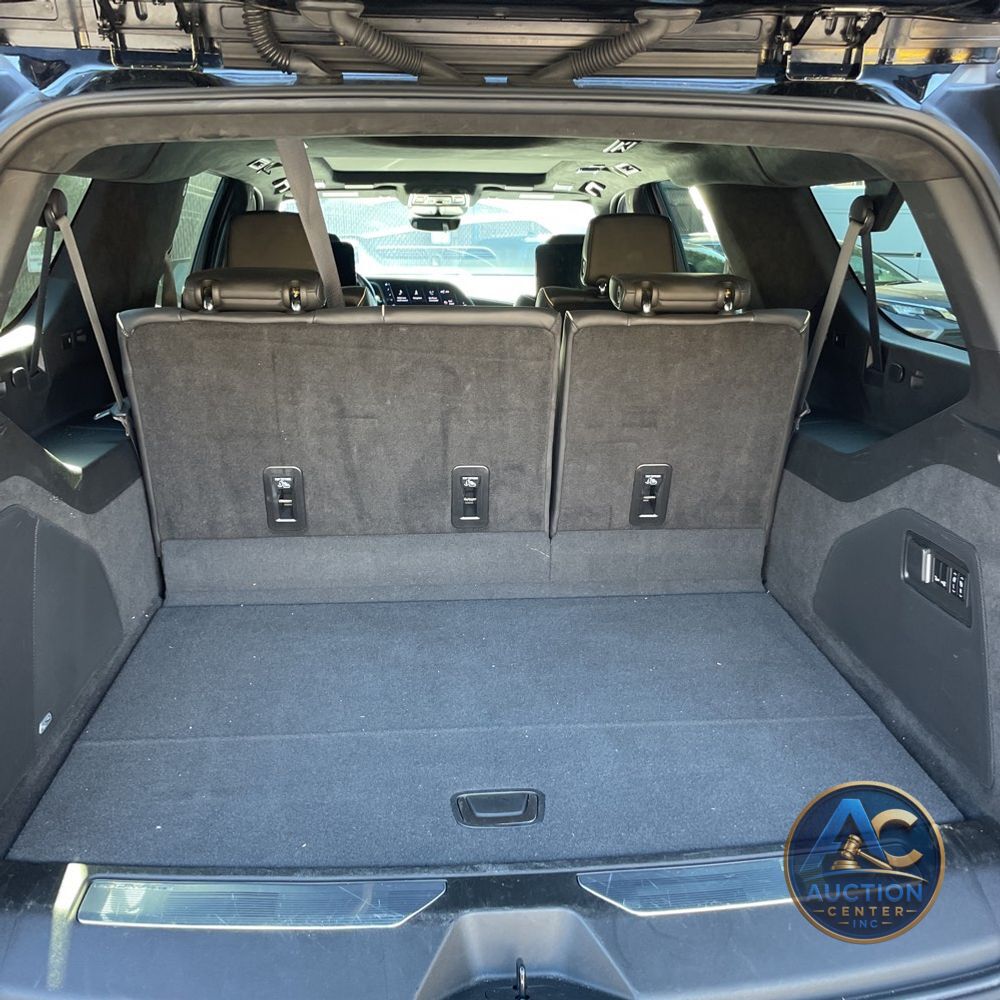2023 Cadillac Escalade ESV Sport Platinum