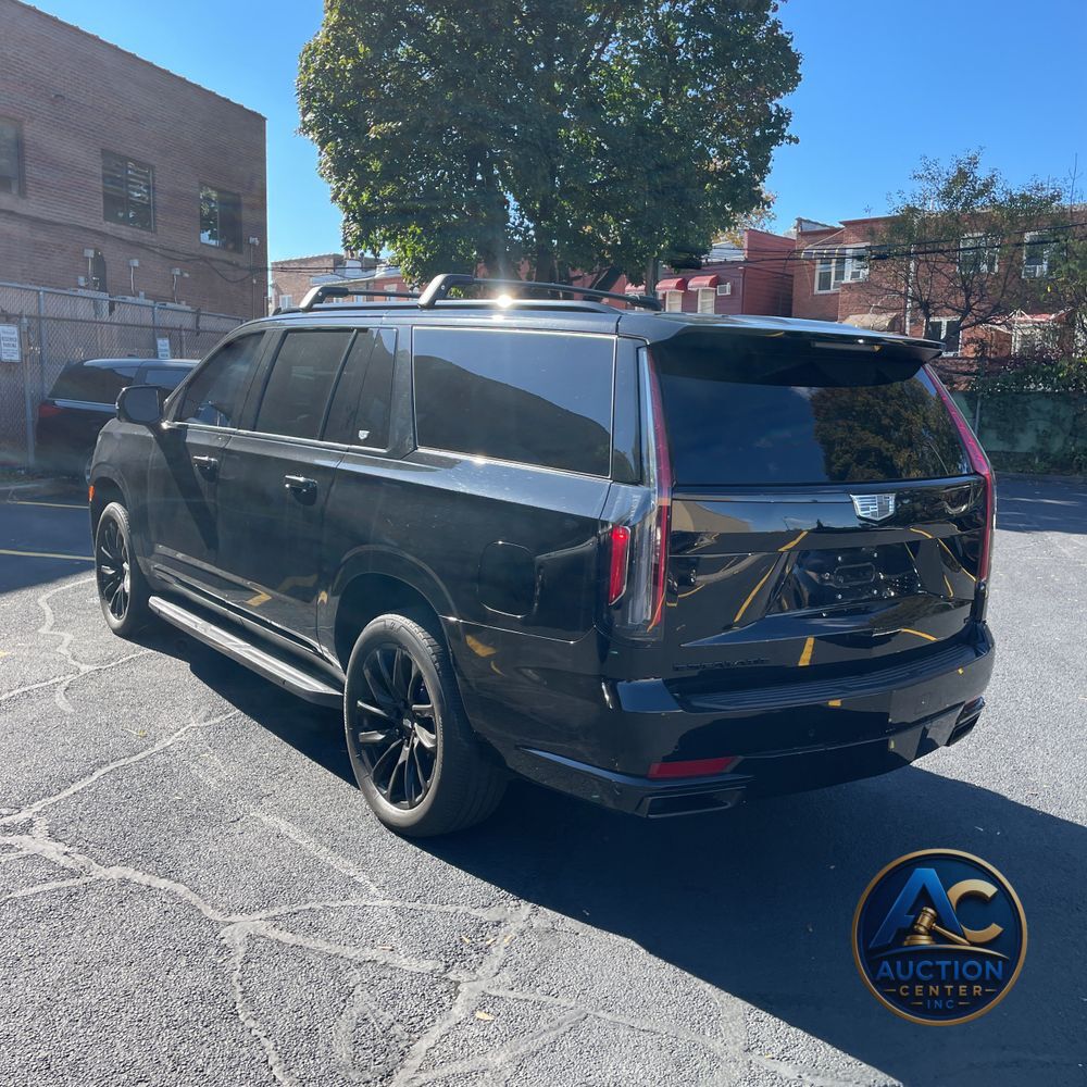 2023 Cadillac Escalade ESV Sport Platinum
