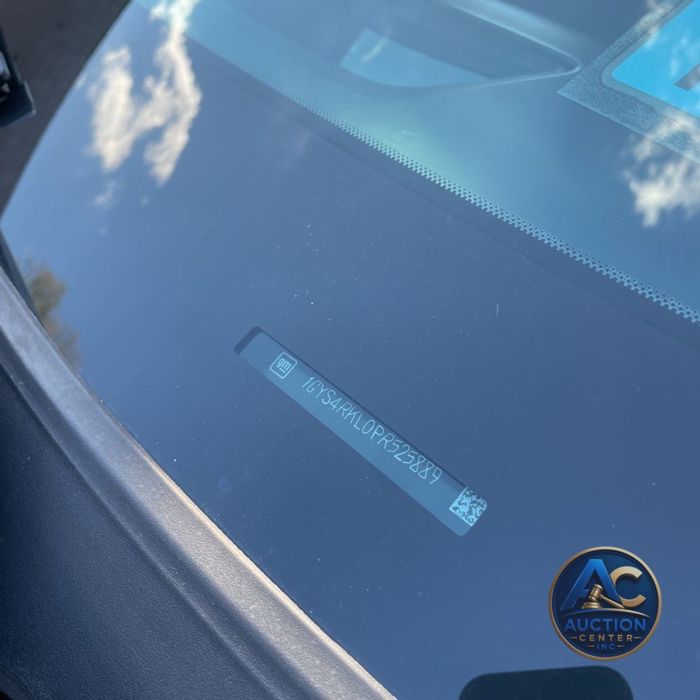 2023 Cadillac Escalade ESV Sport Platinum