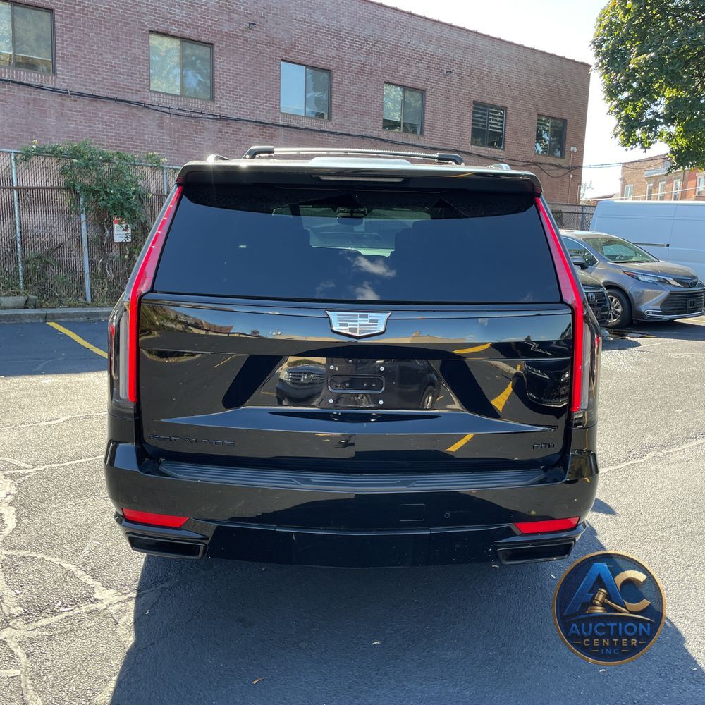 2023 Cadillac Escalade ESV Sport Platinum