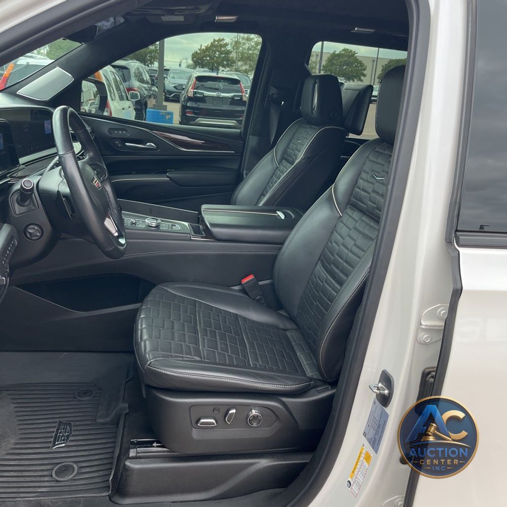 2023 Cadillac Escalade ESV Sport Platinum