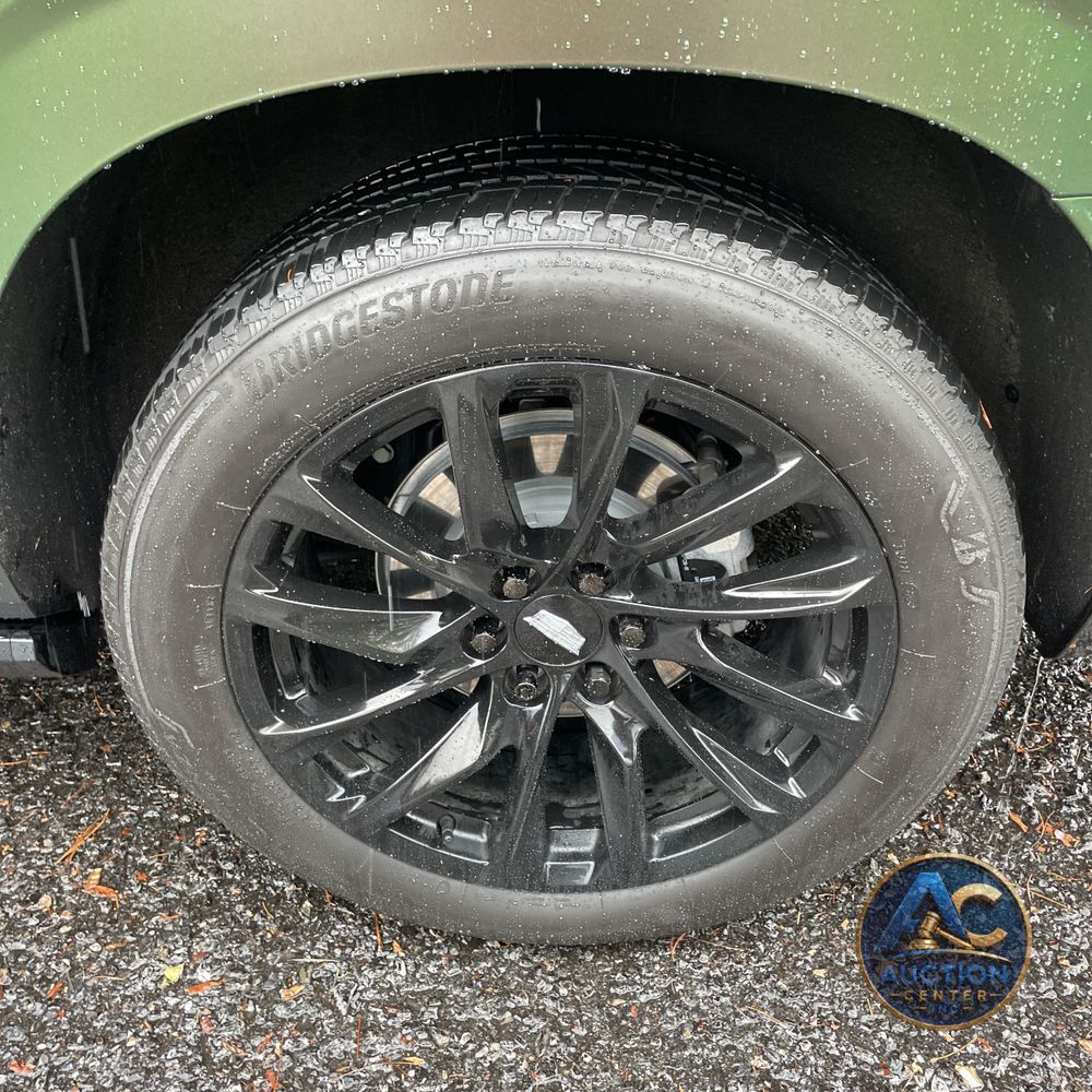 2023 Cadillac Escalade ESV Sport Platinum