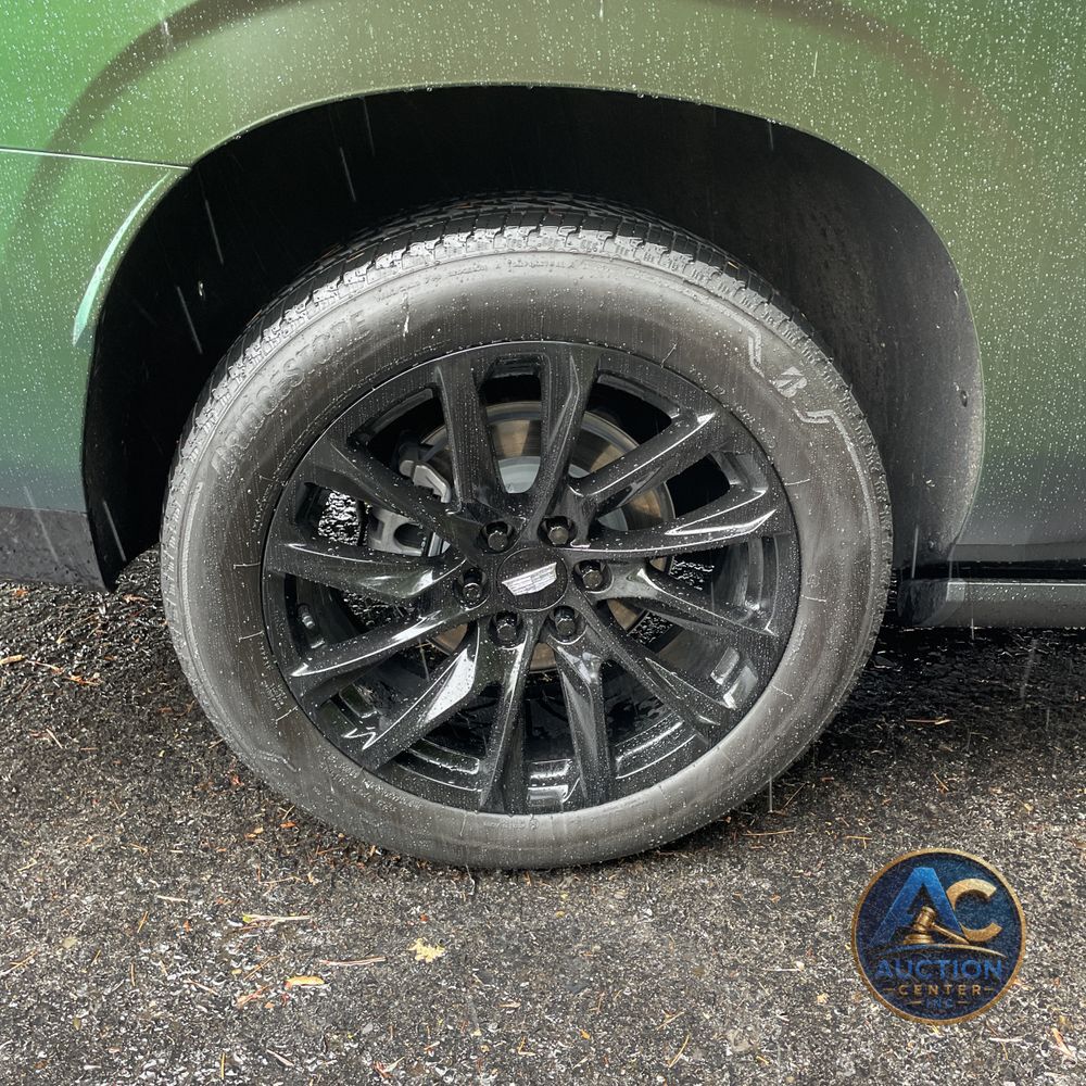 2023 Cadillac Escalade ESV Sport Platinum