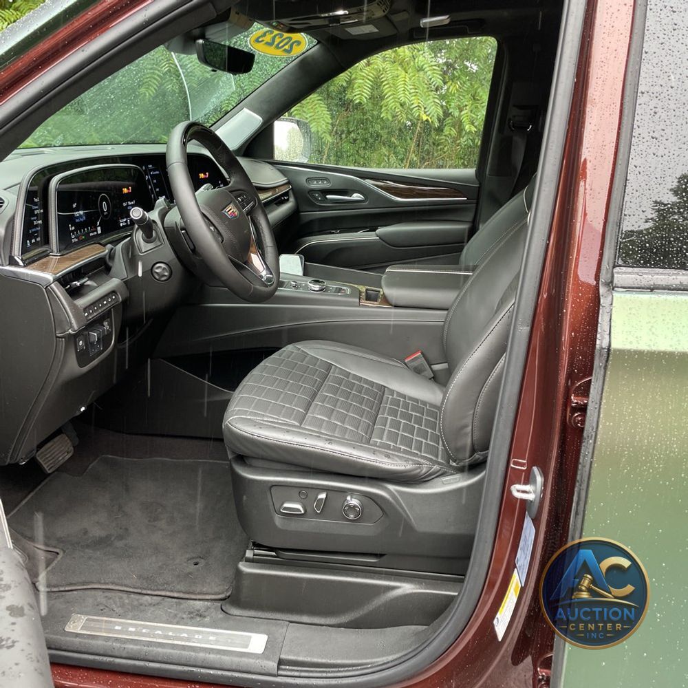 2023 Cadillac Escalade ESV Sport Platinum