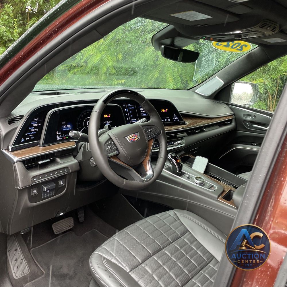 2023 Cadillac Escalade ESV Sport Platinum