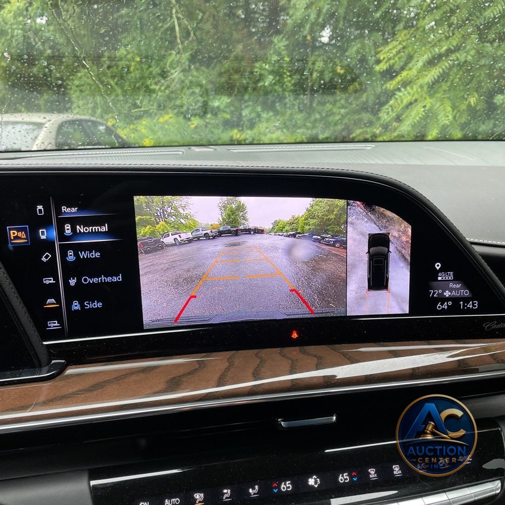 2023 Cadillac Escalade ESV Sport Platinum