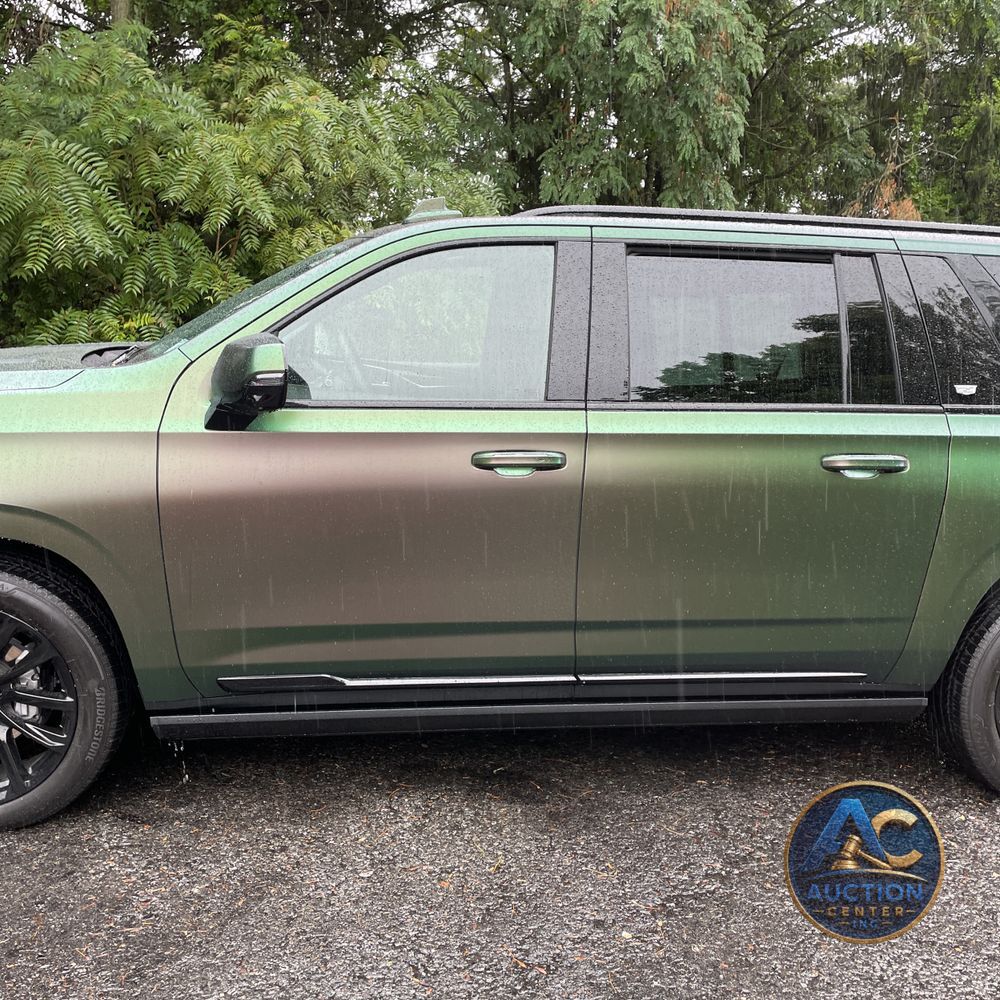 2023 Cadillac Escalade ESV Sport Platinum