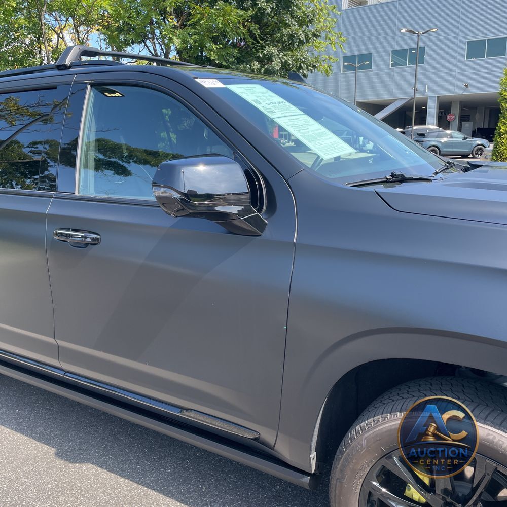 2024 Cadillac Escalade ESV Sport Platinum