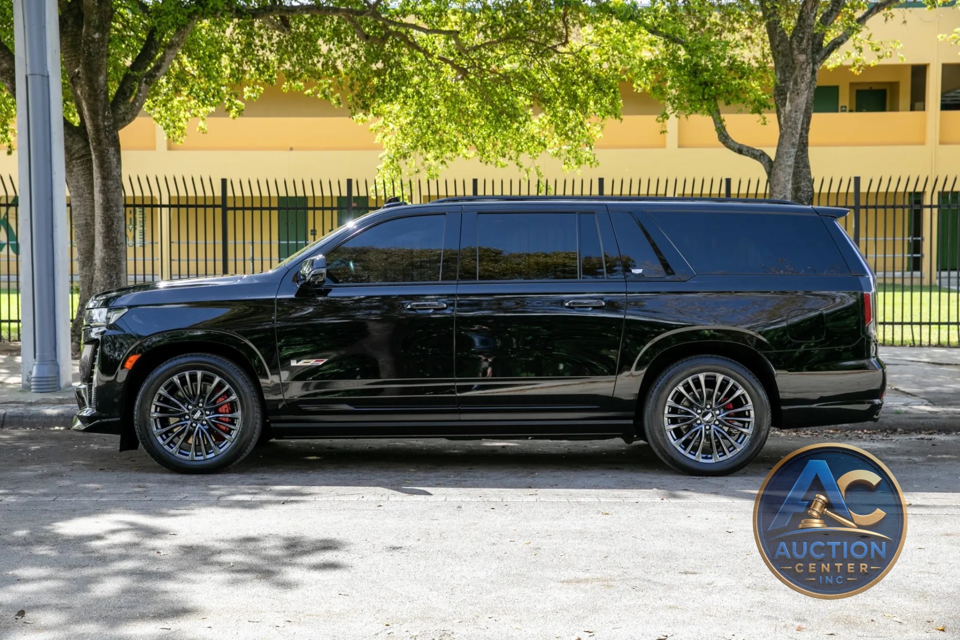 2023 Cadillac Escalade-V ESV