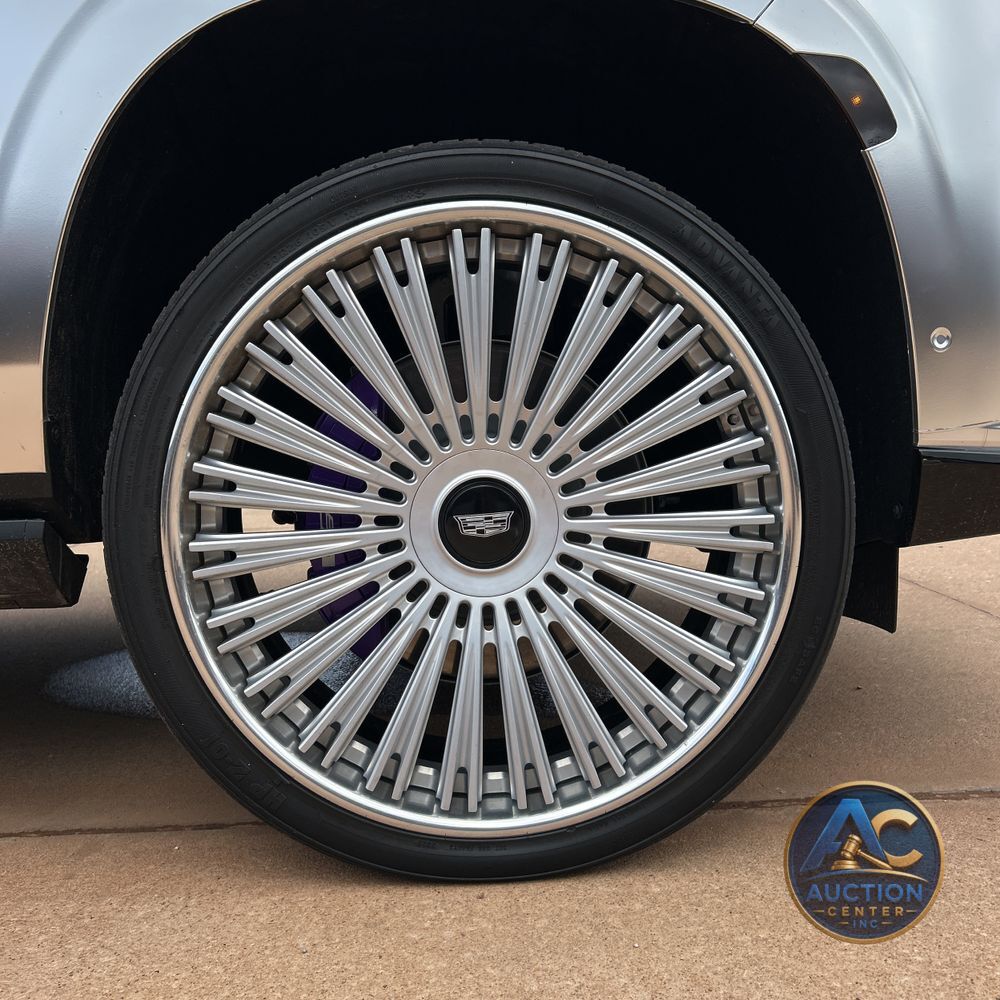 2023 Cadillac Escalade-V ESV Base