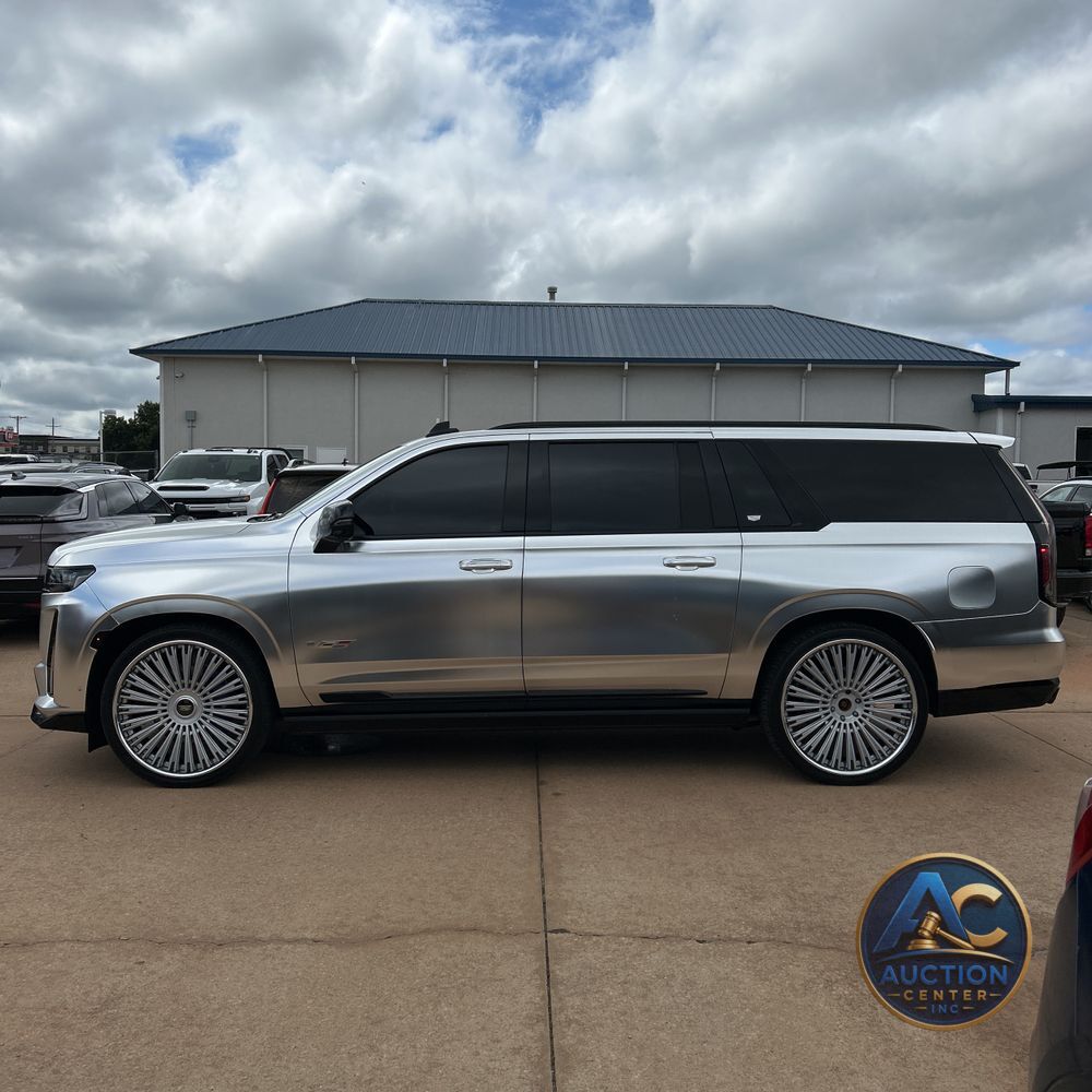 2023 Cadillac Escalade-V ESV Base