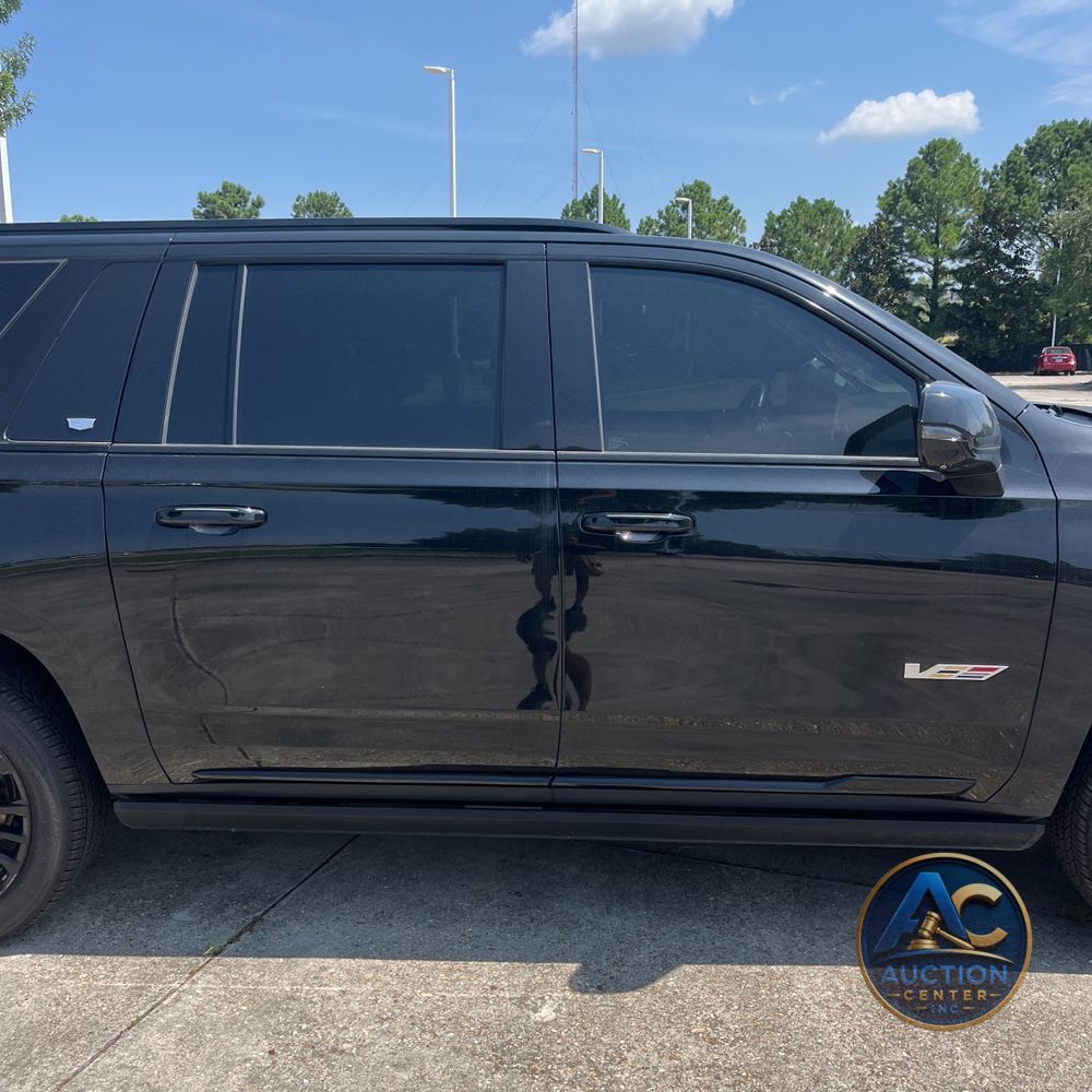 2023 Cadillac Escalade-V ESV Base