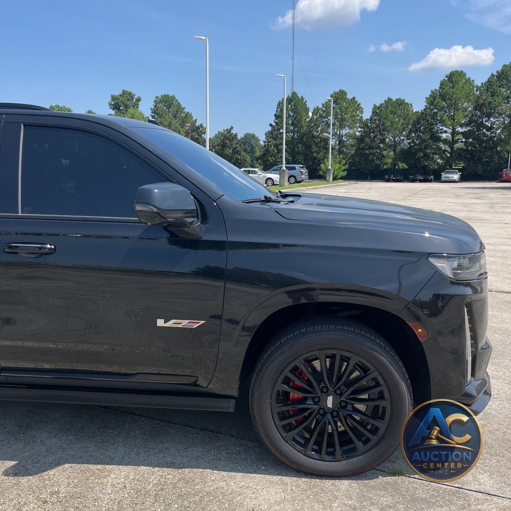 2023 Cadillac Escalade-V ESV Base