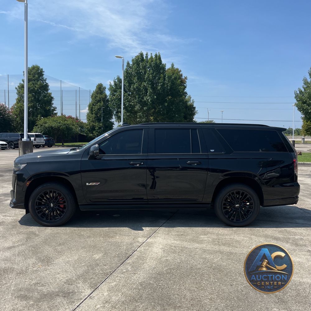 2023 Cadillac Escalade-V ESV Base