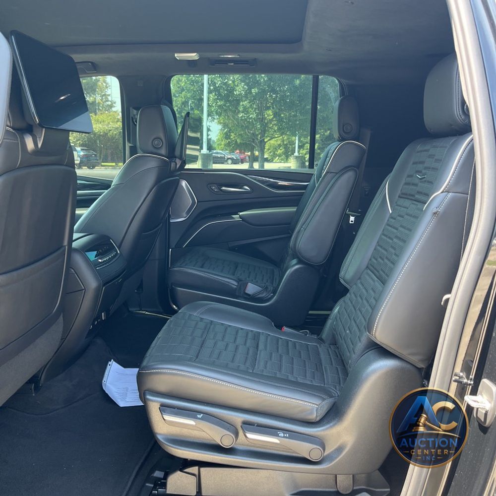 2023 Cadillac Escalade-V ESV Base