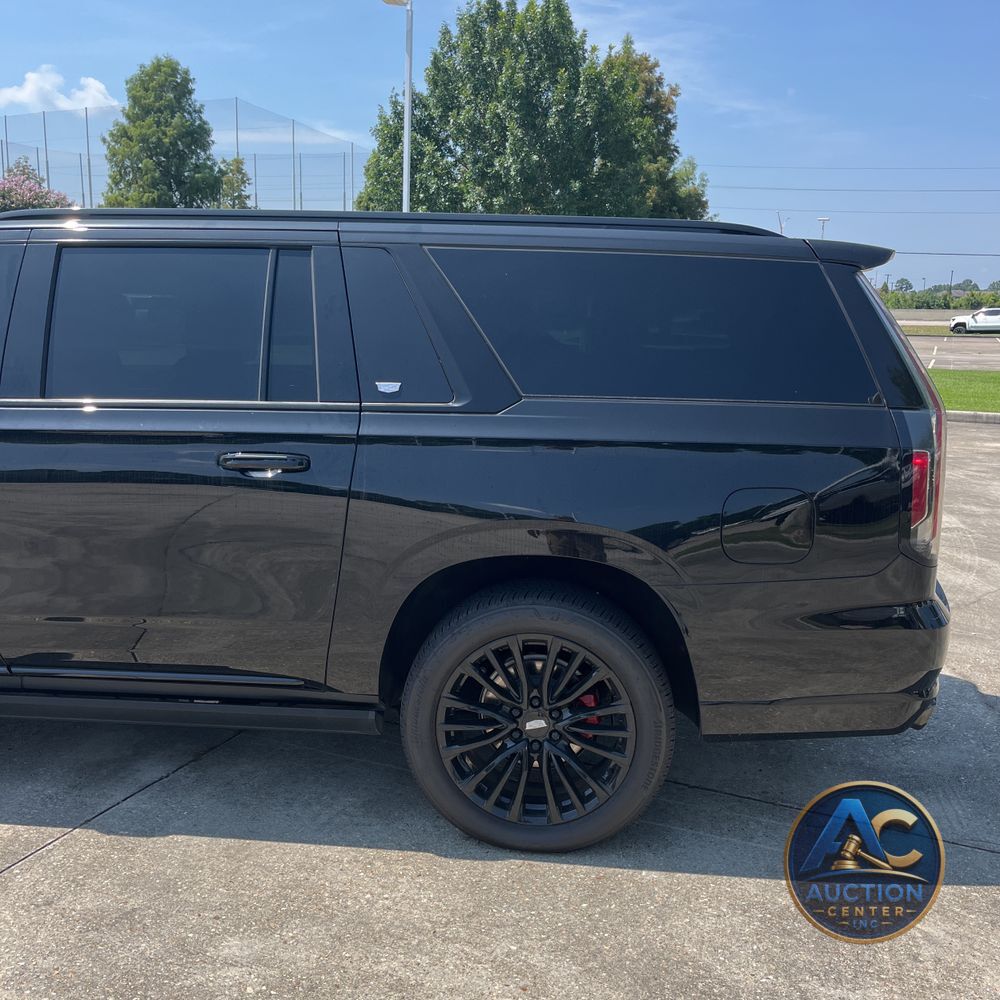 2023 Cadillac Escalade-V ESV Base