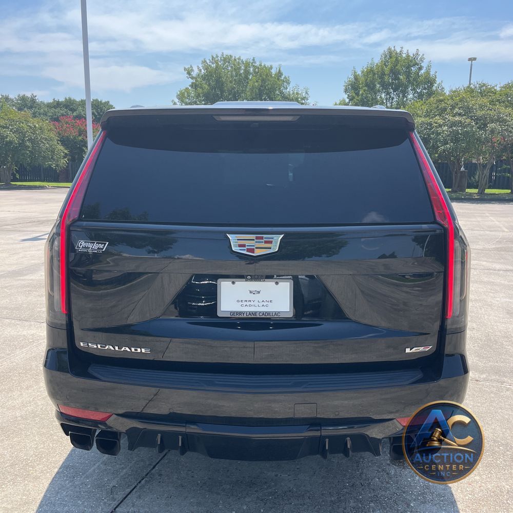2023 Cadillac Escalade-V ESV Base