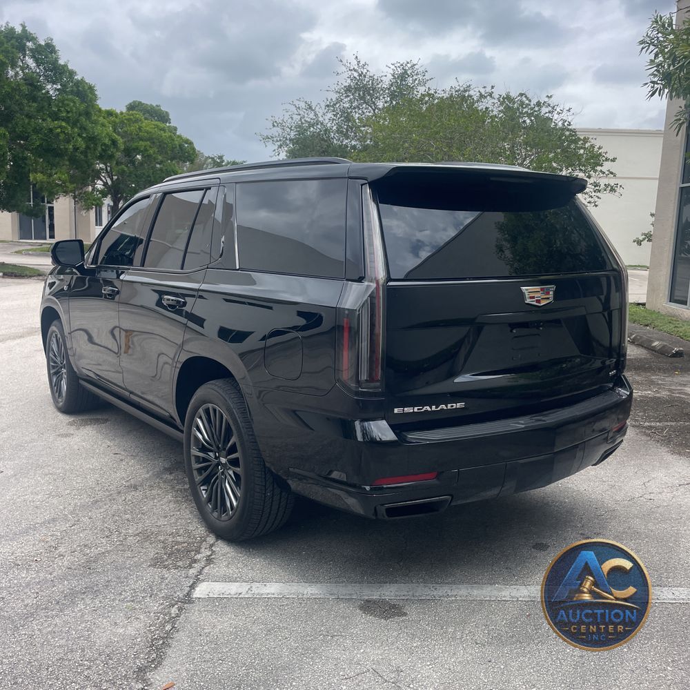 2025 Cadillac Escalade Sport Platinum