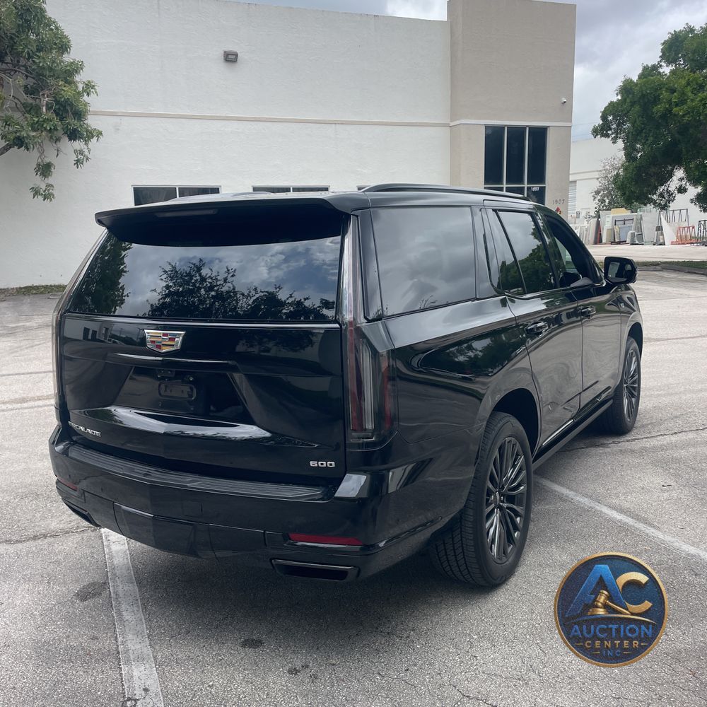 2025 Cadillac Escalade Sport Platinum