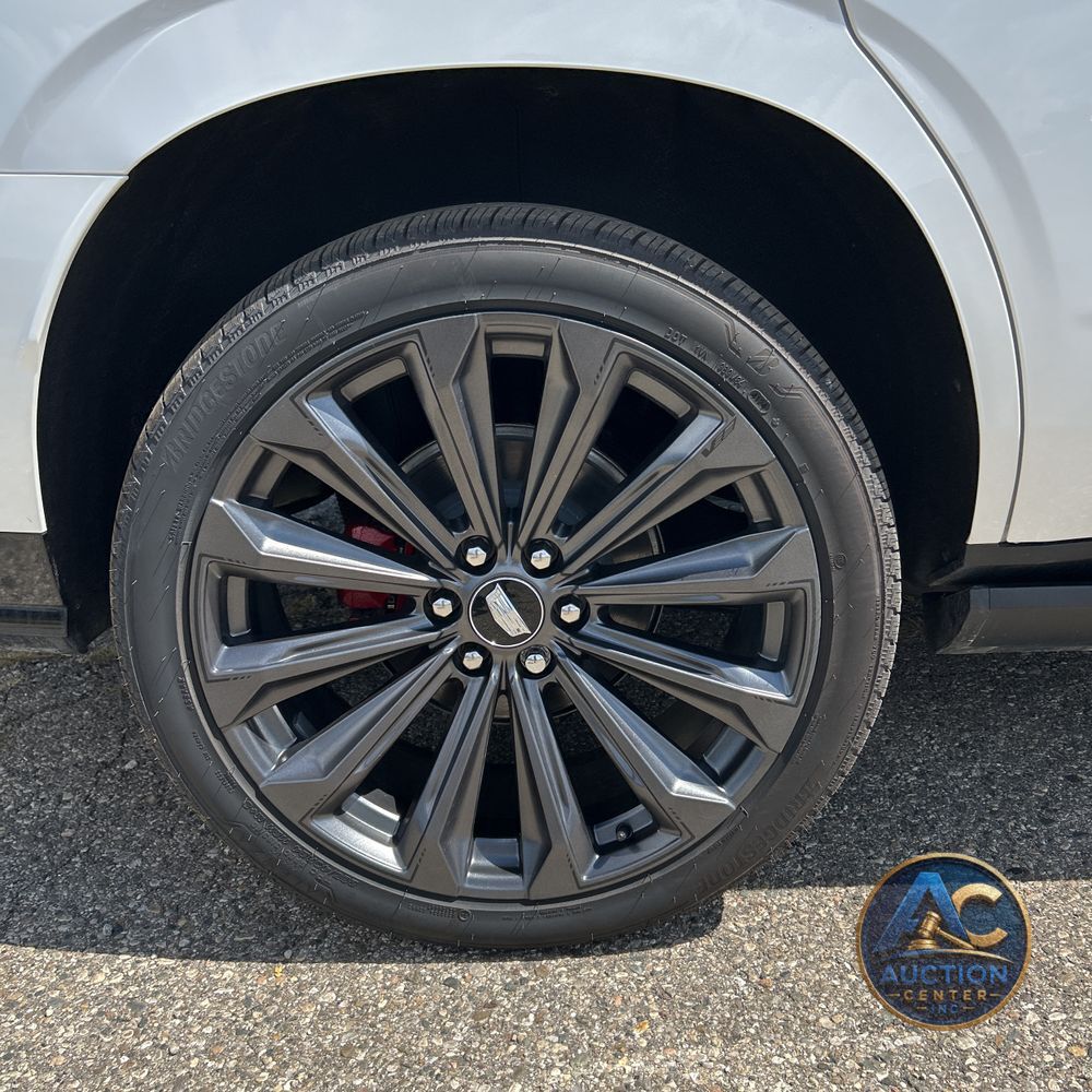 2025 Cadillac Escalade V-Sport