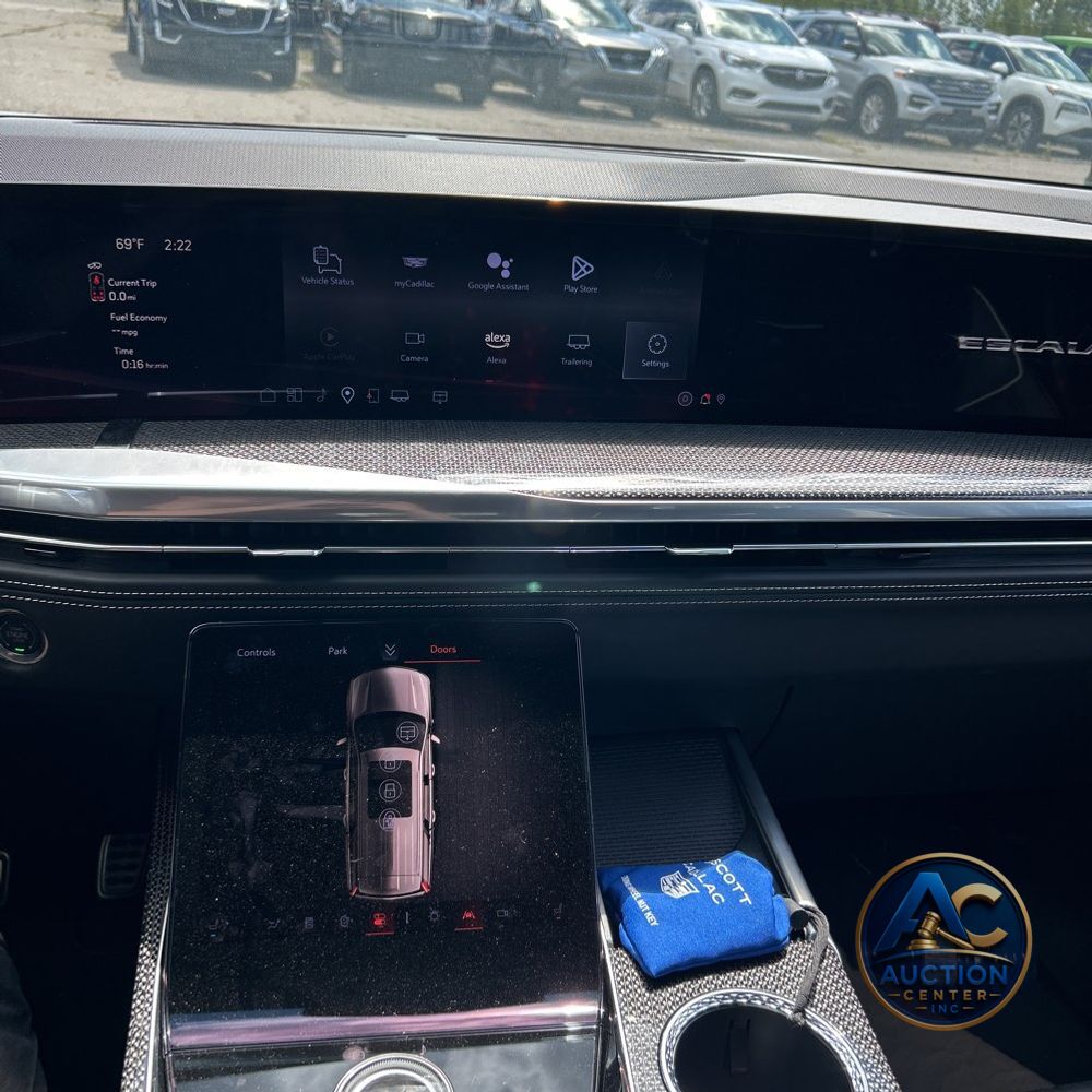 2025 Cadillac Escalade V-Sport