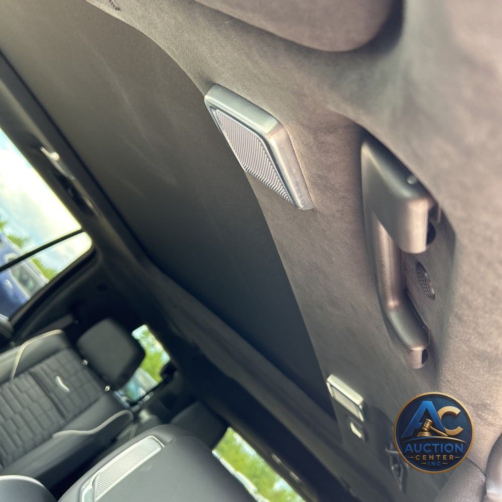 2025 Cadillac Escalade V-Sport