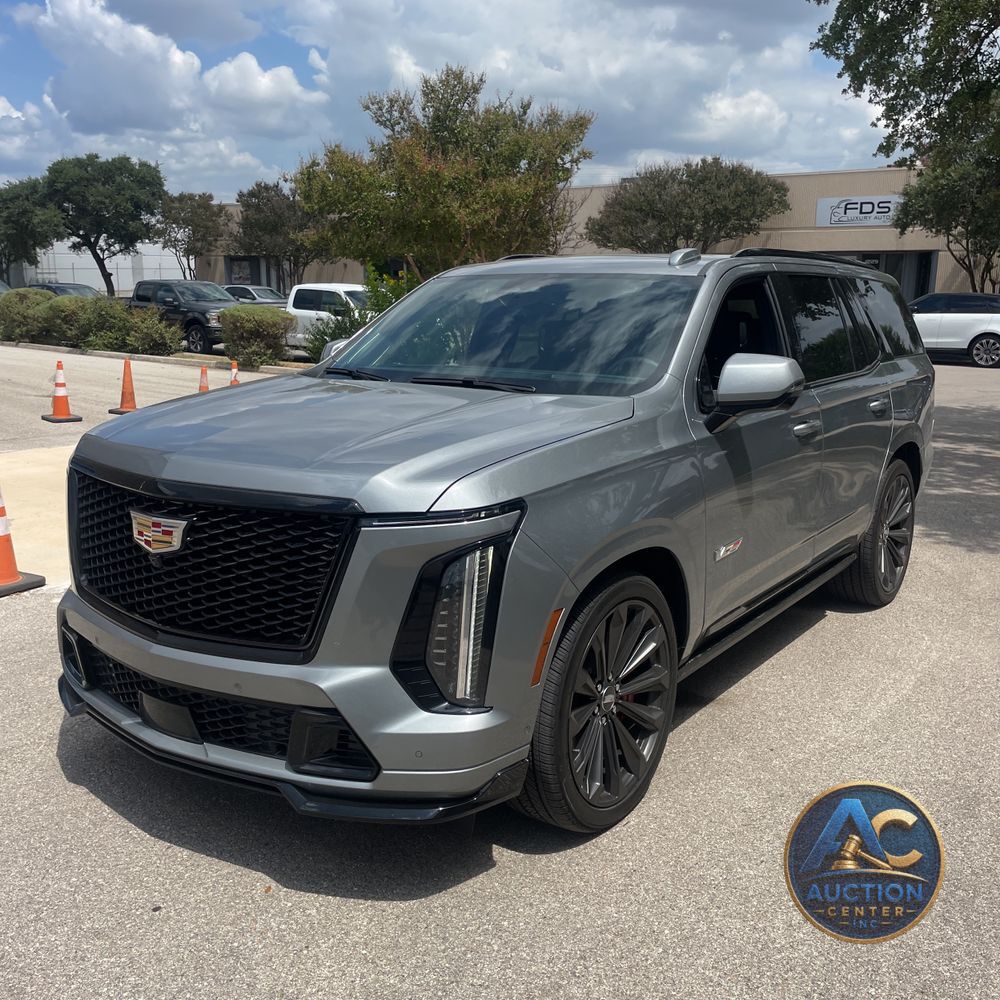 2025 Cadillac Escalade-V Base
