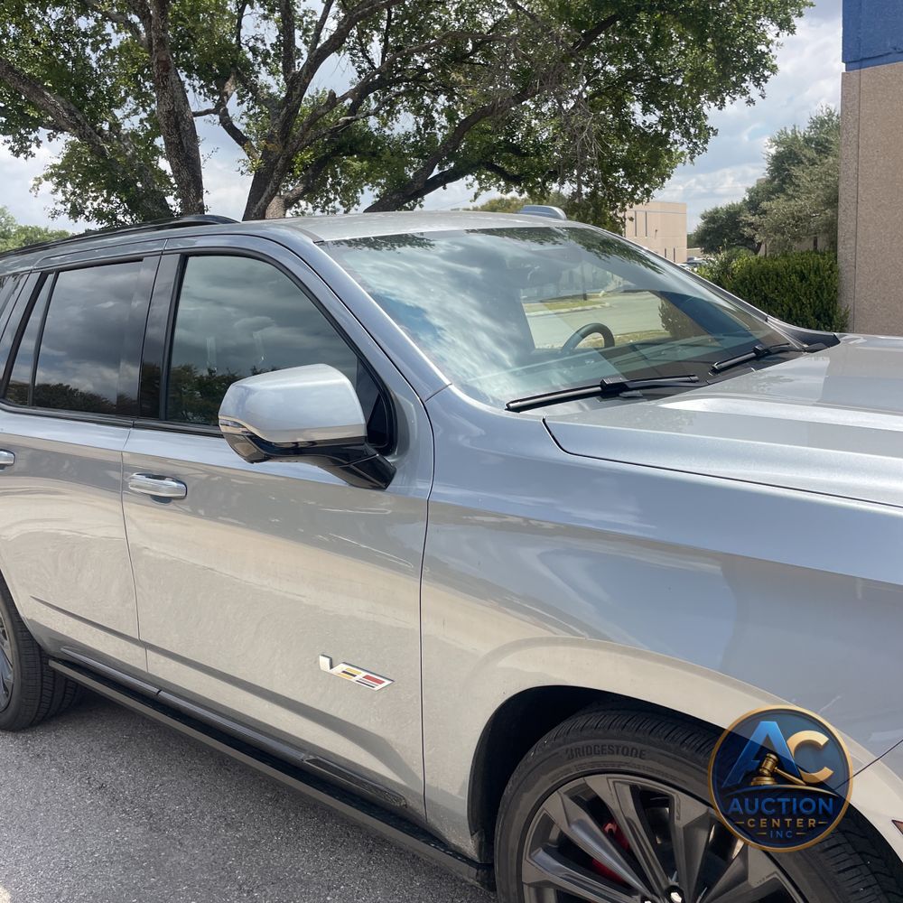 2025 Cadillac Escalade-V Base