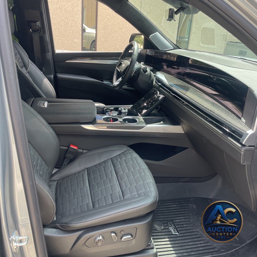 2025 Cadillac Escalade-V Base