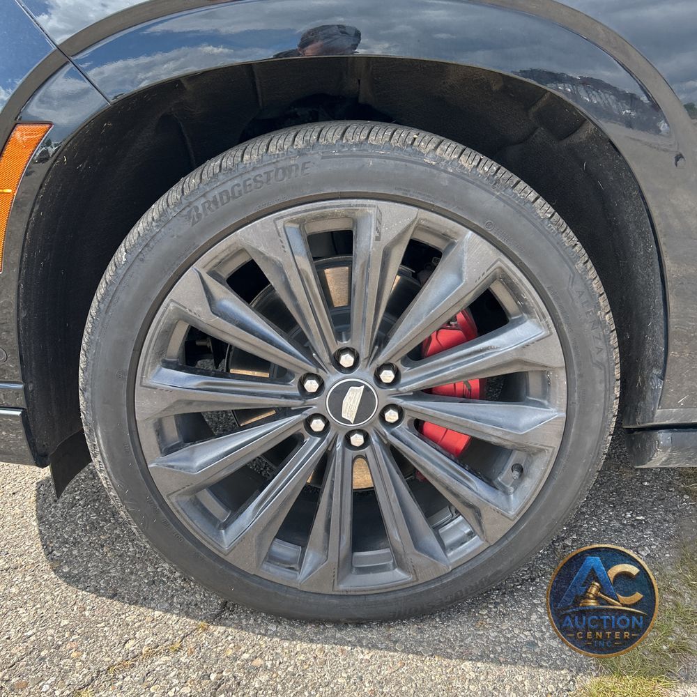 2025 Cadillac Escalade V-Sport