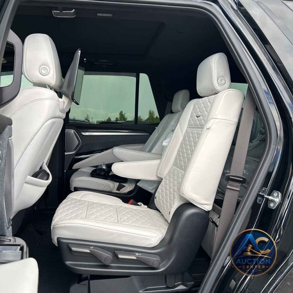 2025 Cadillac Escalade V-Sport