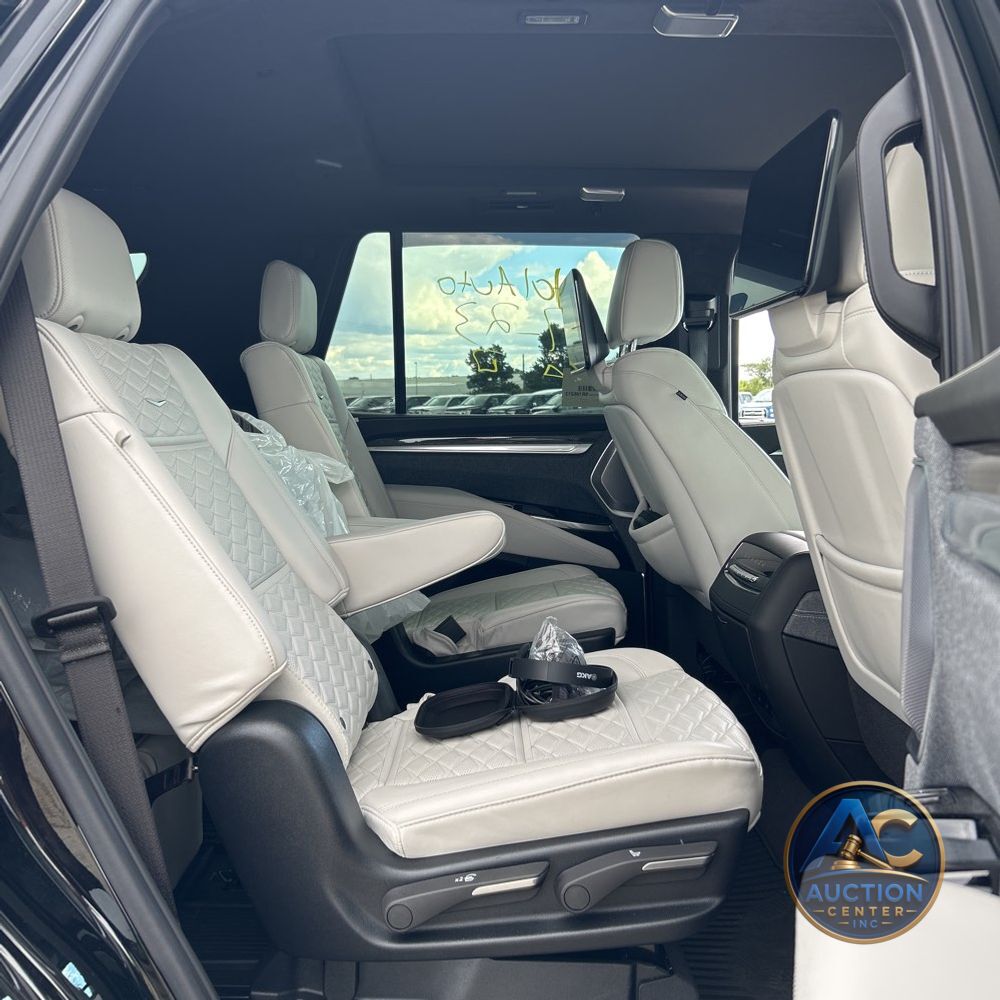 2025 Cadillac Escalade V-Sport